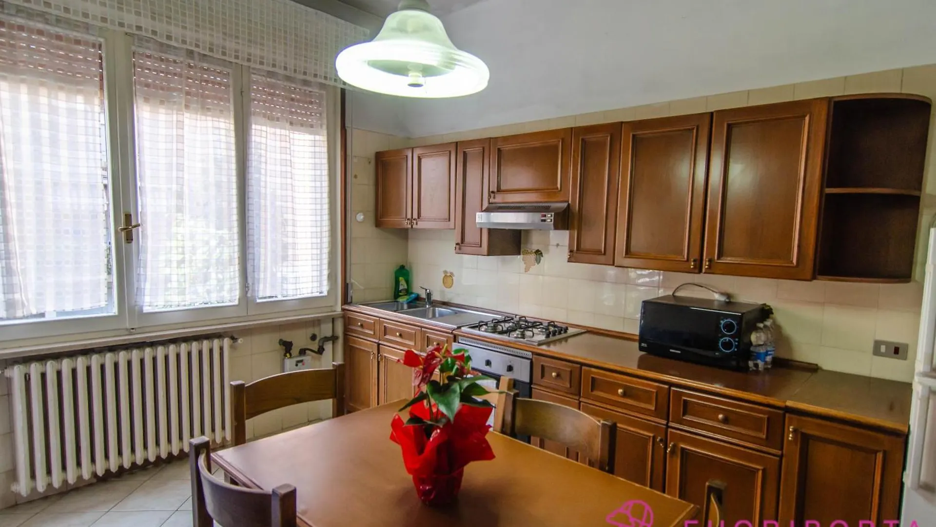 Incantevole Residenza Retro Parma 0*,